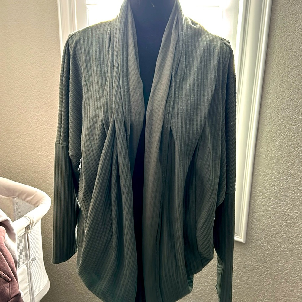 Dark green (Daytrip) cardigan Women’s Large